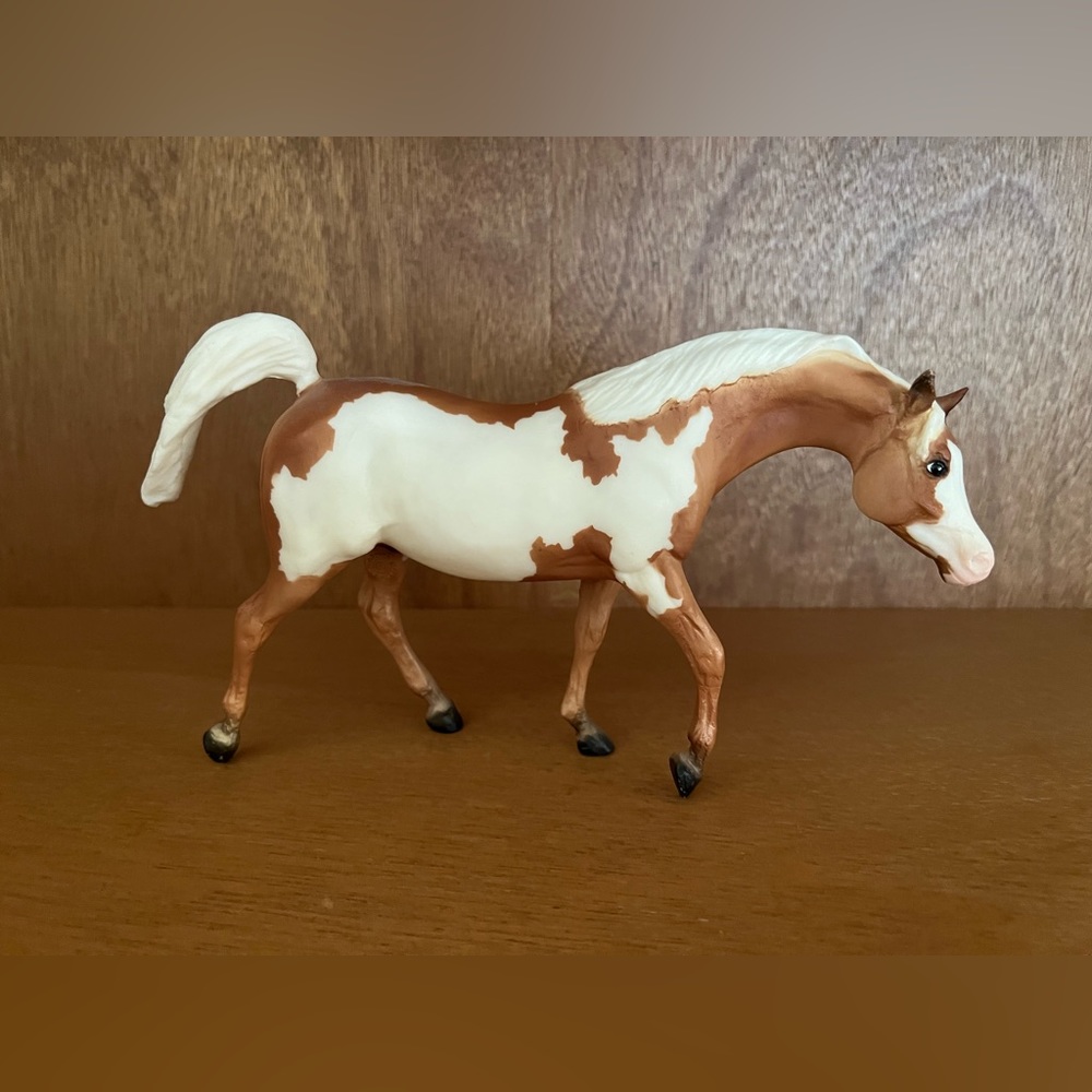 Breyer Horse Chestnut Pinto